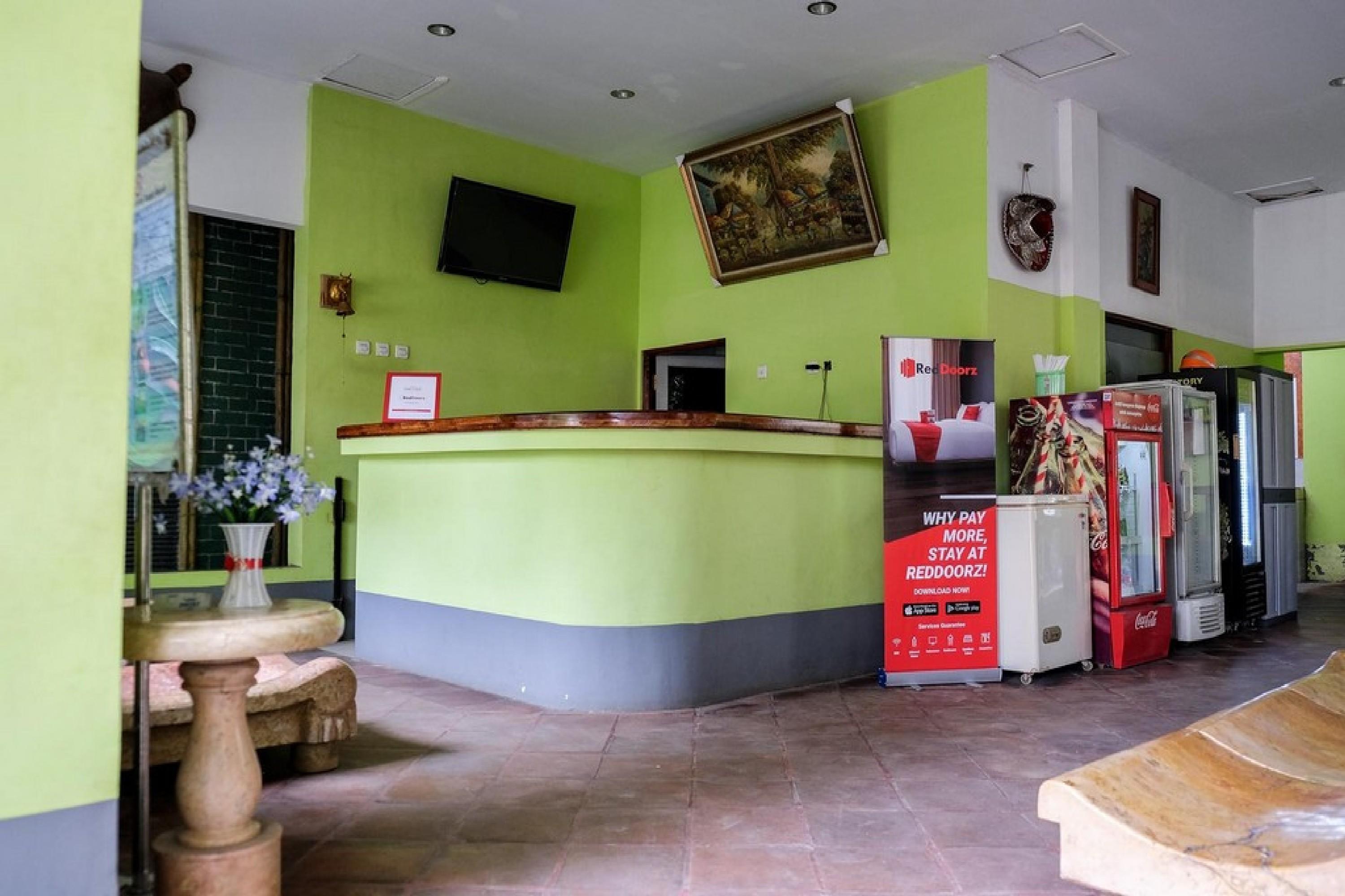 Reddoorz Plus Near Jalan Baru Bogor Extérieur photo